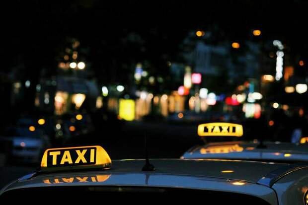 В России разрешили тестирование такси без водителя