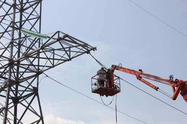 На ЛЭП в Тульской области заменили более 3 тысяч изоляторов