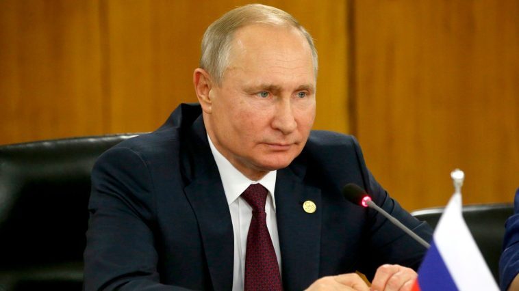 Путин: проверки свидетельствуют о нехватке некоторых медикаментов в аптеках