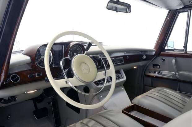 Mercedes-Benz 600 Pullman 1967 - восстановленная классика по цене современного гиперкара Pullman, brabus classic, mercedes, mercedes-benz, авто, автомобили, олдтаймер, ретро авто