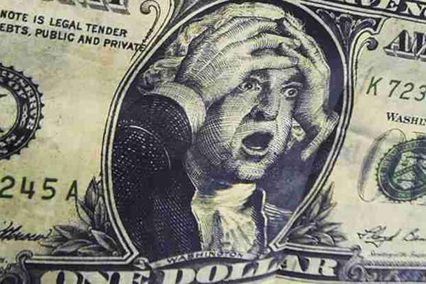 ВТБ24: До масштабного падения доллара осталось две недели