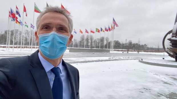 Столтенберг признал, что НАТО много лет готовило ВСУ к вооружённому столкновению с РФ
