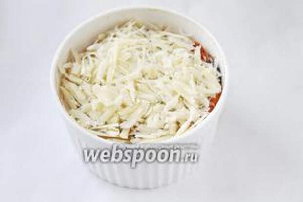 Для верха запеканки не пожалеем сыра, будет очень вкусно!