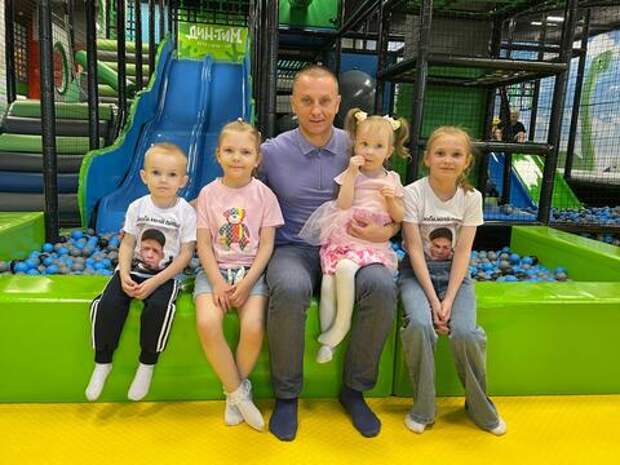 Депутат Андрей Анашкин встретился с семьями погибших бойцов СВО