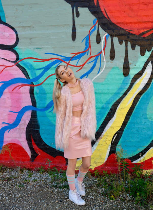 spice girls, baby spice, american apparel, pink, fur, 