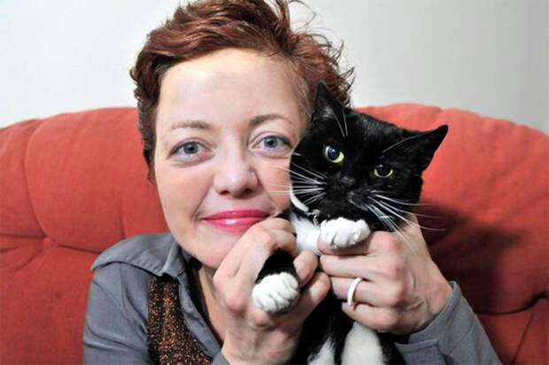 Сенка Бесиревич и ее кошка Бренди, фото кошки фотография