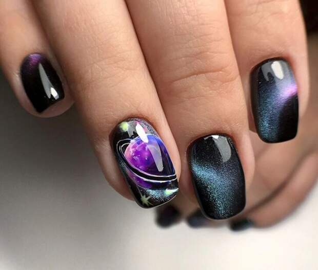 Маникюр с дизайном Кошачий глаз