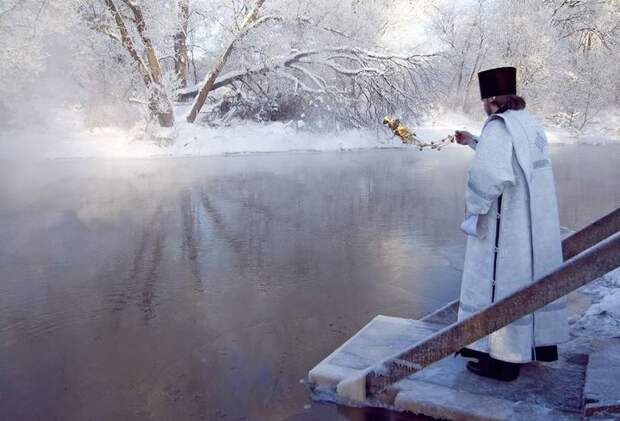 Освящение водоемов на Крещение