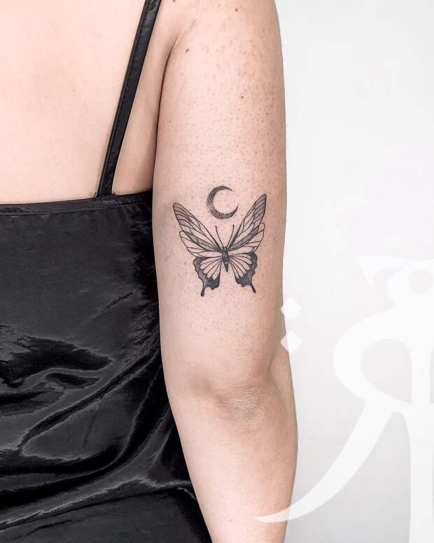 татуировки в виде бабочек фото 11