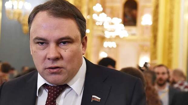 Пётр Толстой
