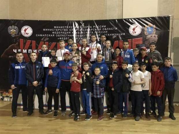 Кикбоксёры из Ульяновска завоевали медали на чемпионате и первенстве России