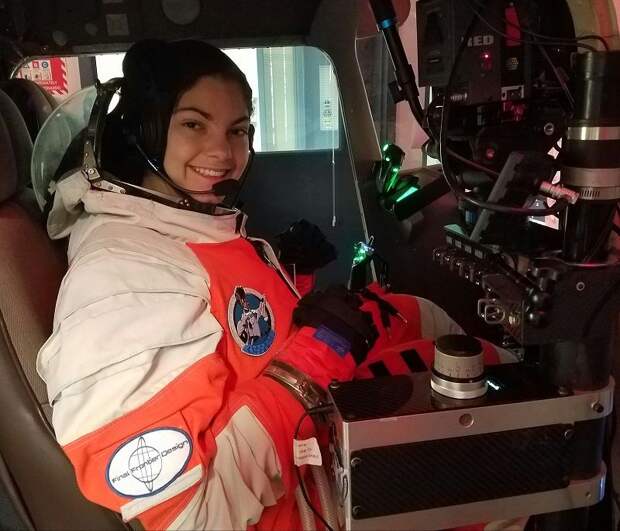 17-летняя Алиса готовится покорить Марс вместе с экспедицией НАСА