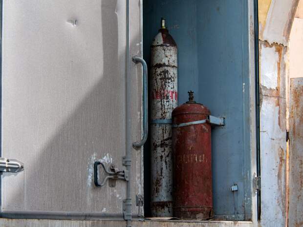 В Тюменской области по вине газового баллона загорелся гараж