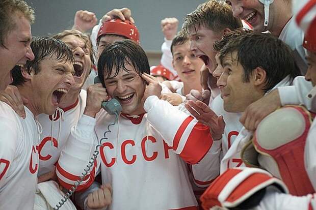 Звезды и кинокритики выбрали лучшие российские фильмы десятилетия