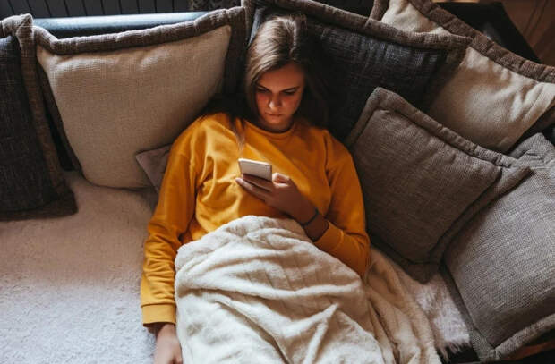 «Brain rot» — вирусный термин, описывающий умственное истощение из-за бесконечного скроллинга