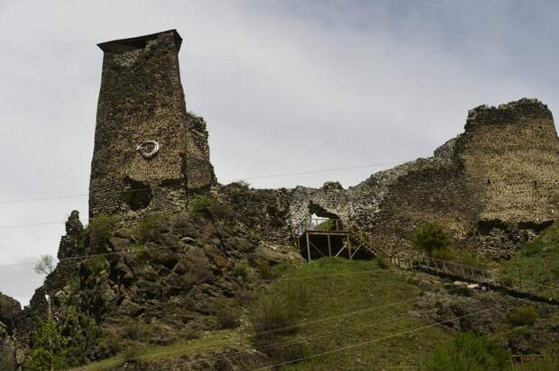 Развалины старинной турецкой крепости. Фото: Сергей Дмитриев