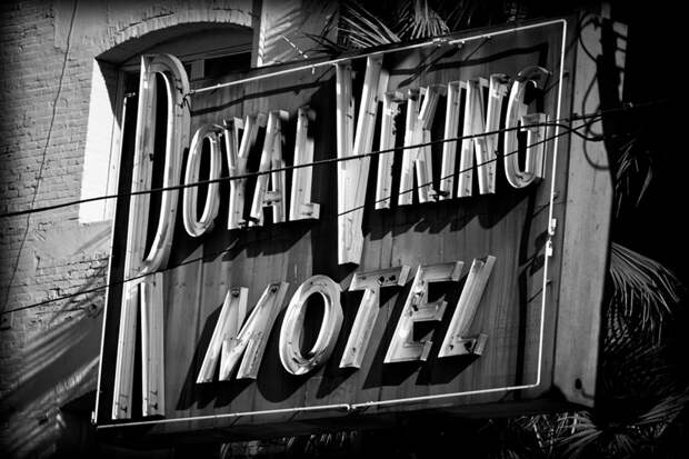 Royal Viking Motel