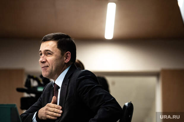 Свердловский губернатор встретился на ринге с генералом ФСО