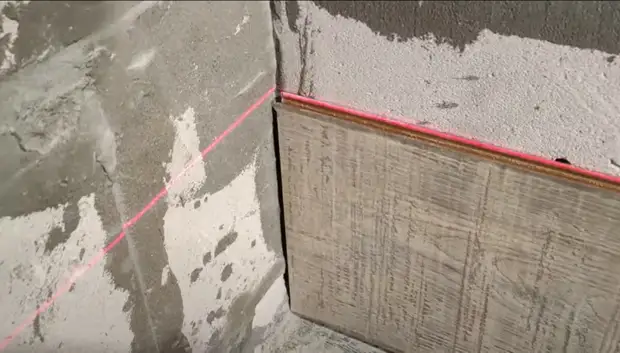Ламинат на стенах – нужен или нет? Как правильно укладывать ламинат на стену и оформлять углы