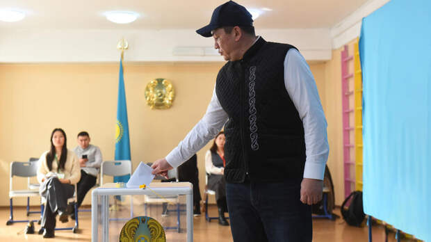 Принятие новой Конституции в Казахстане поддержали более 87% голосовавших