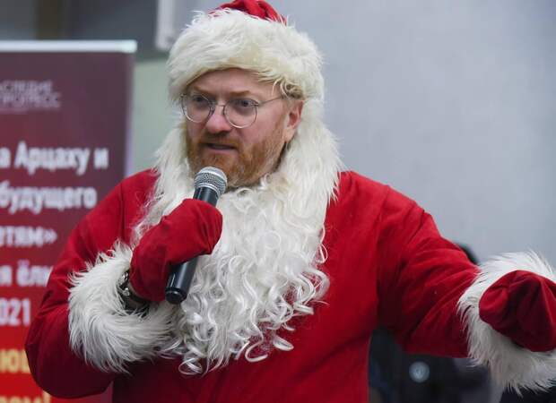 В Госдуме проведут рейды по проституткам в новогодние выходные