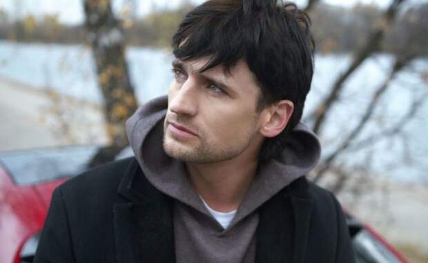 Дмитрий Колдун отвел младшую дочь в 1 класс