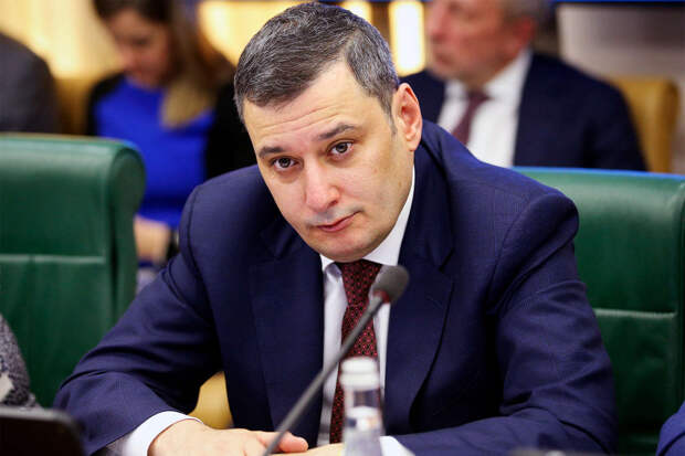 Депутат Госдумы Хинштейн заявил, что сбой в работе СДЭК вызван хакерской атакой