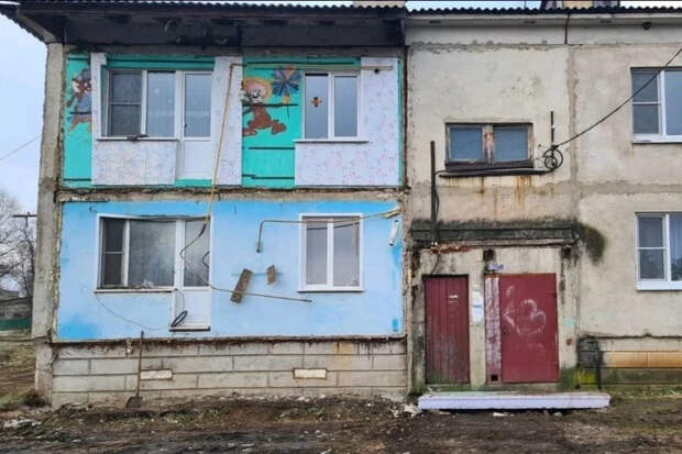 В российском регионе дому с рухнувшими балконами отказали в статусе аварийного