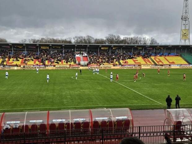 Футбольный матч «Арсенал» — «Факел» в Туле завершился первой половиной со счётом 1:2