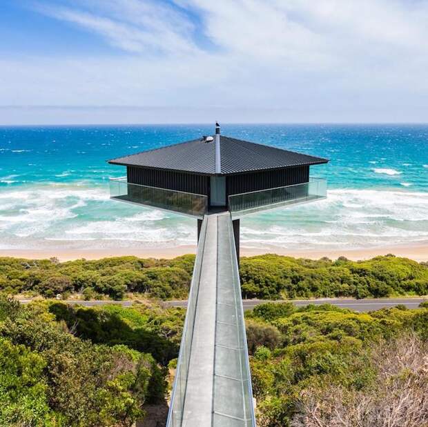 Необыкновенный «плавающий» дом, который буквально парит над побережьем Южной Австралии.