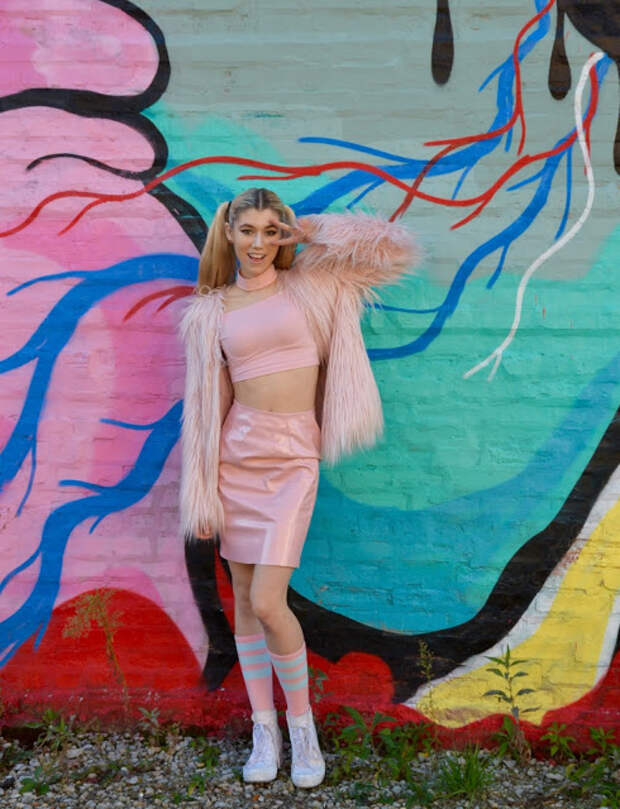 spice girls, baby spice, american apparel, pink, fur, 