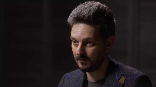 Блогера Максима Каца* заочно приговорили к девяти годам колонии