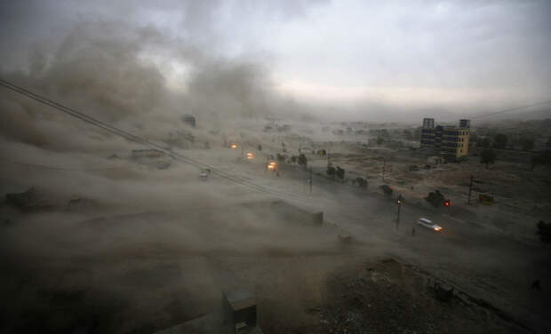 песчаная буря накрыла Кабул в Афганистане