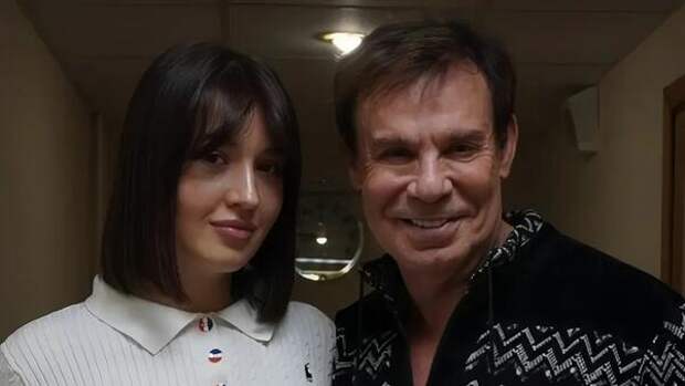 «Никто ничего не знает про нас»: 70-летний Шифрин впервые высказался о романе с 25-летней студенткой