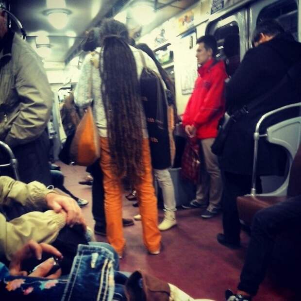 Модники и чудаки из метро