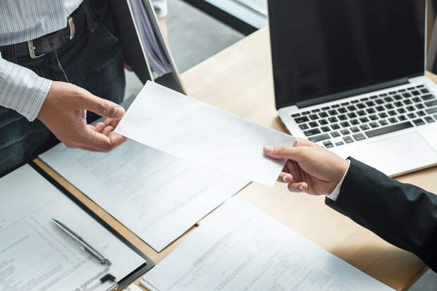 Депутат Бессараб: зависящую от оклада зарплату в январе выплатят в полном объеме