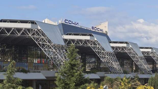 В аэропорту Сочи задерживаются 9 рейсов, в остальном расписание стабилизировано