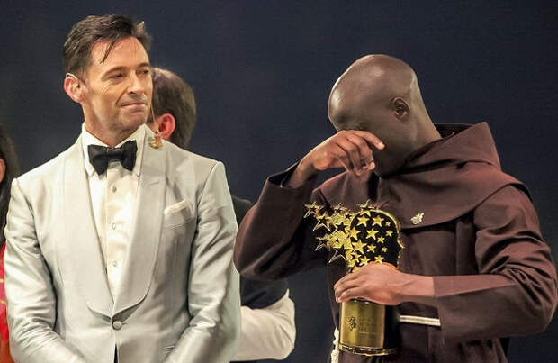 Учитель из бедной африканской деревни получил $1 млн и звание лучшего преподавателя в мире