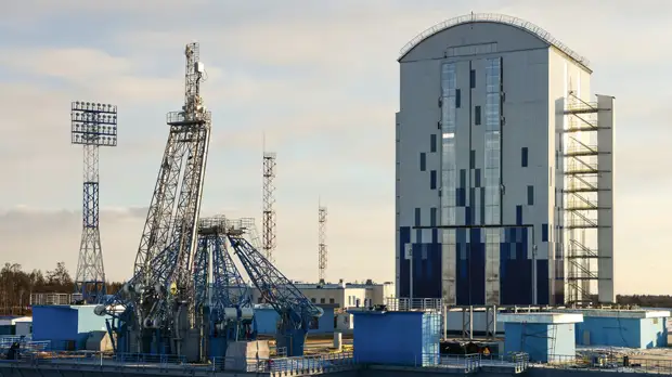 «Надо активно заниматься коммерциализацией отрасли»: Медведев призвал отказаться от космического прожектёрства