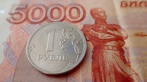 Объем «живых» денег у россиян подобрался к рекордному значению