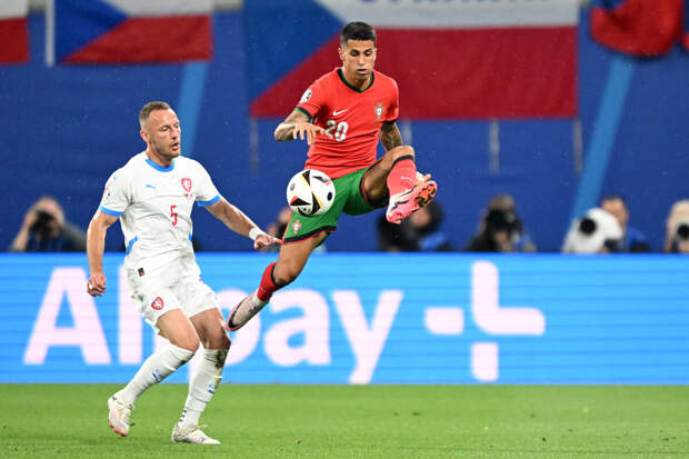 Португалия обыграла Чехию со счетом 2:1 в матче Евро-2024