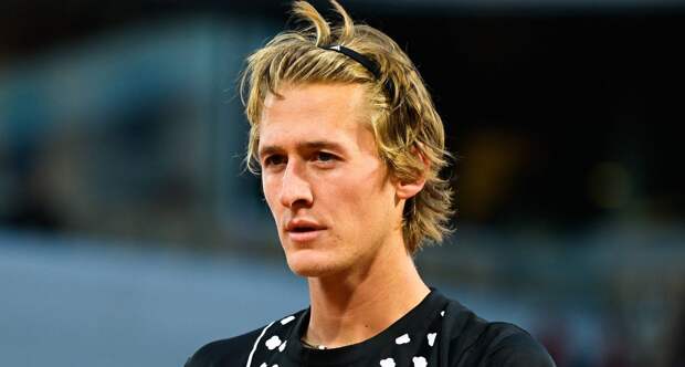 Корда сыграет с Рублевым в финале турнира в Хихоне