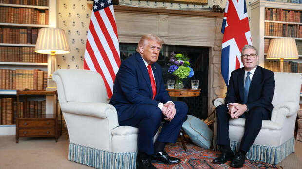 Трамп и Стармер согласились с необходимостью прекратить огонь на Украине