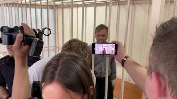 "Я ни в чём не виноват!": в Челябинске начался суд над Смолинским маньяком