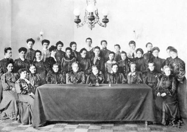 Преподаватели Смольного института. Преподаватели Смольного института.