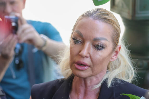 Волочкова заявила о проблемах с яйцами в Германии