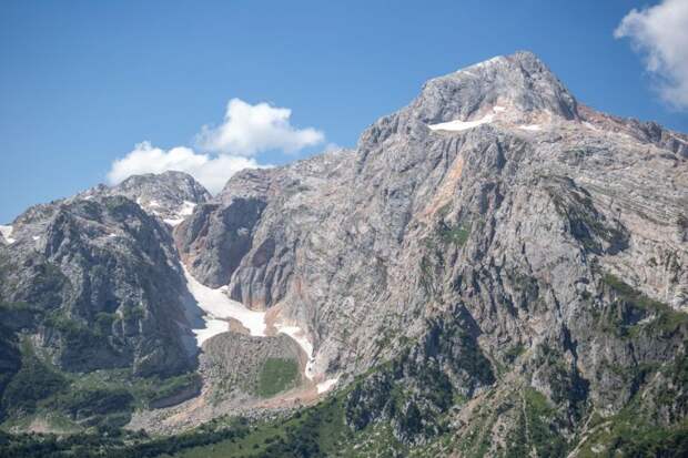 адыгея скалы.jpg