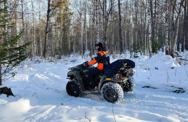 В поисках семьи Усольцевых спасатели обследовали 25 километров дорог