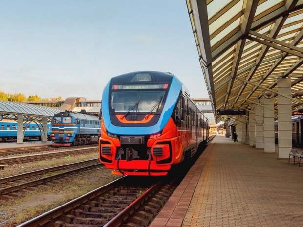 Стала известная тсоимость проезда в прямых смоленских электричках до Витебска и Орши