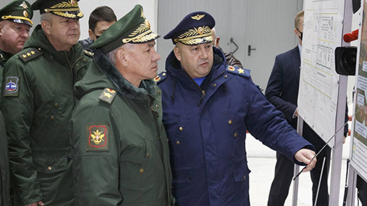 Шойгу проведет проверку исполнения гособоронзаказа на авиазаводе в Воронеже